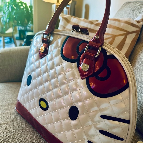 Collector’s HELLO KITTY DOMED SATCHEL by San Rio MADE  2013 New Vintage Bag! - Picture 11 of 16